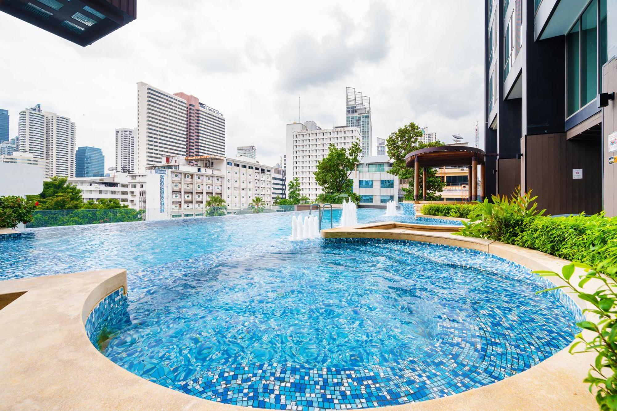The Rich Residence Sukhumvit Nana Bangkok Exterior foto