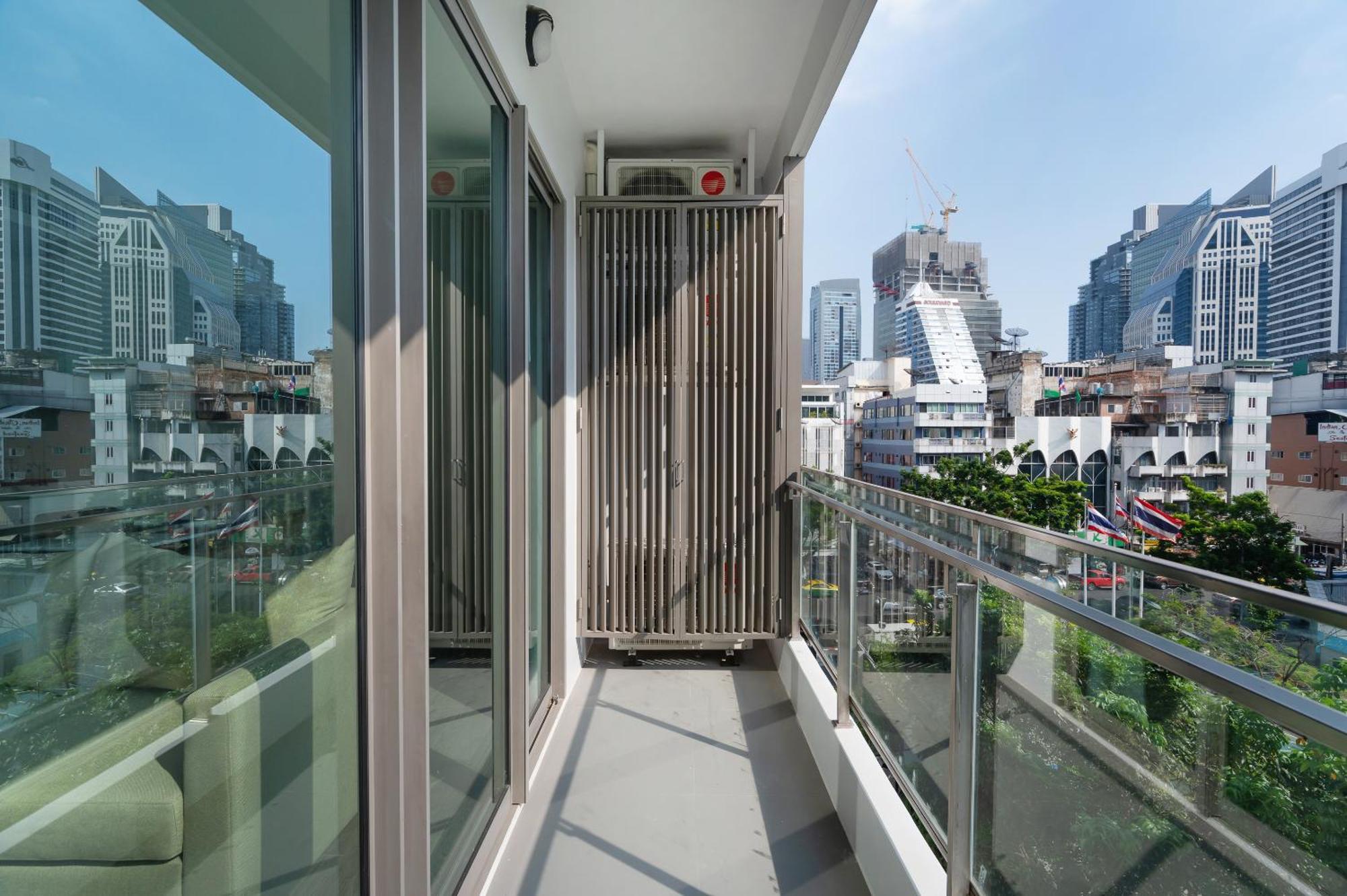 The Rich Residence Sukhumvit Nana Bangkok Exterior foto