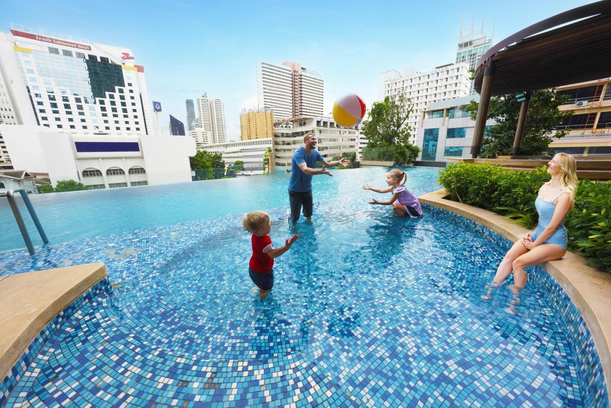 The Rich Residence Sukhumvit Nana Bangkok Exterior foto